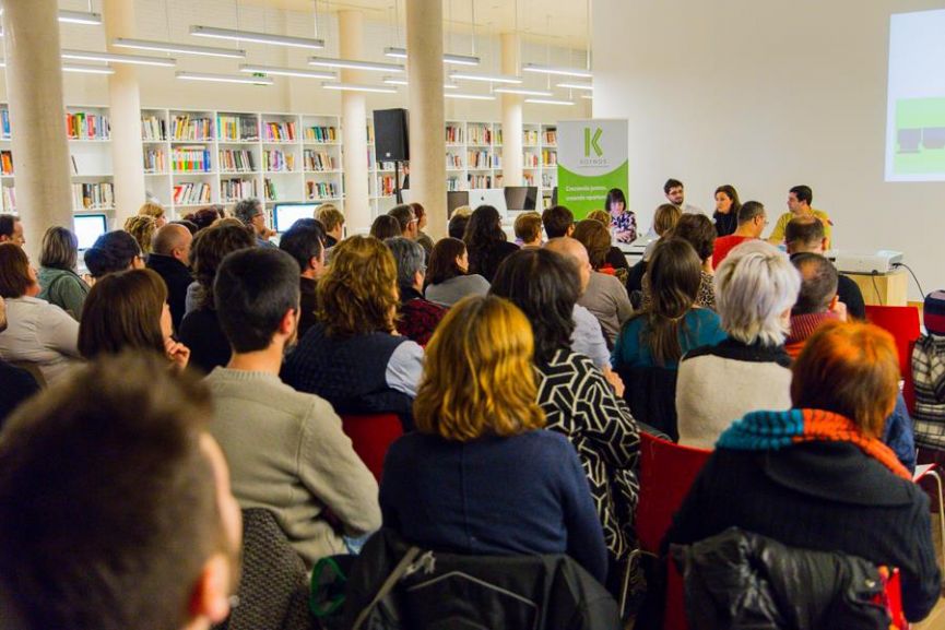 El público en la jornada en Las Naves (Valencia)