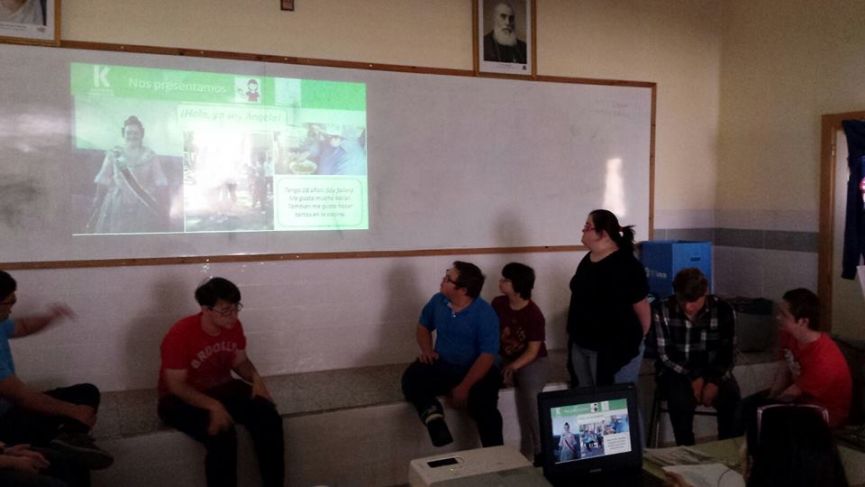 Alumnos de Transición a la Vida Adulta presentando su proyecto en EPLA Godella.
